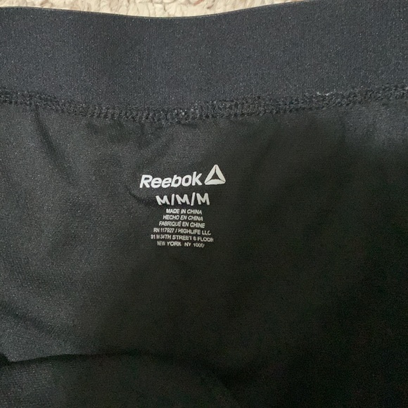 Reebok shorts - Picture 2 of 4